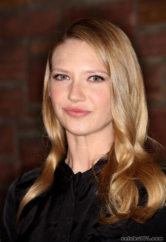 Anna Torv Picture