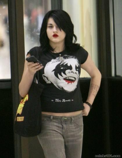 Frances Bean Cobain Photos