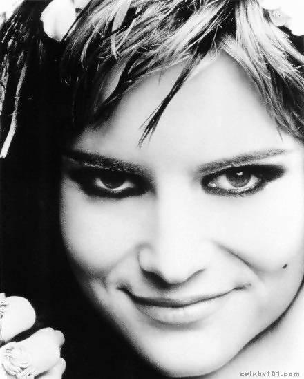 jennifer jason leigh 