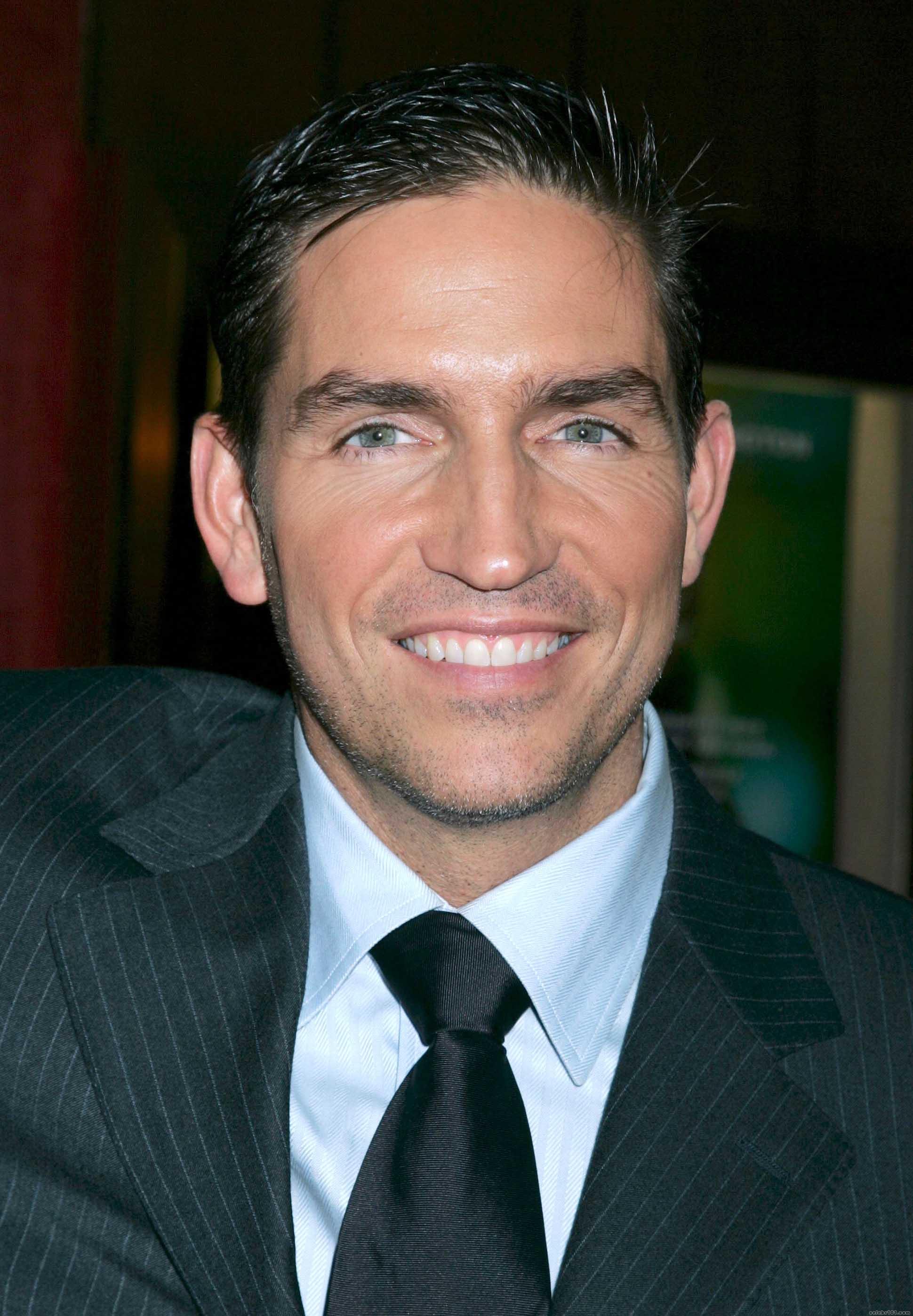 Jim Caviezel - Photo Set