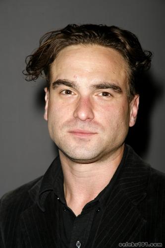 Johnny Galecki Picture