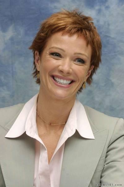 lauren holly photo 13