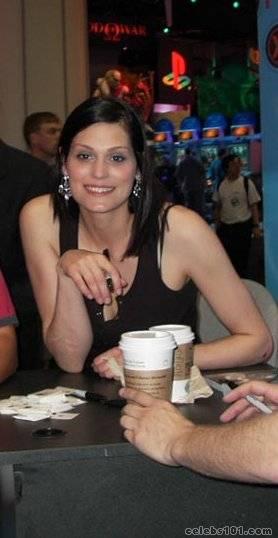 morgan webb photo 21