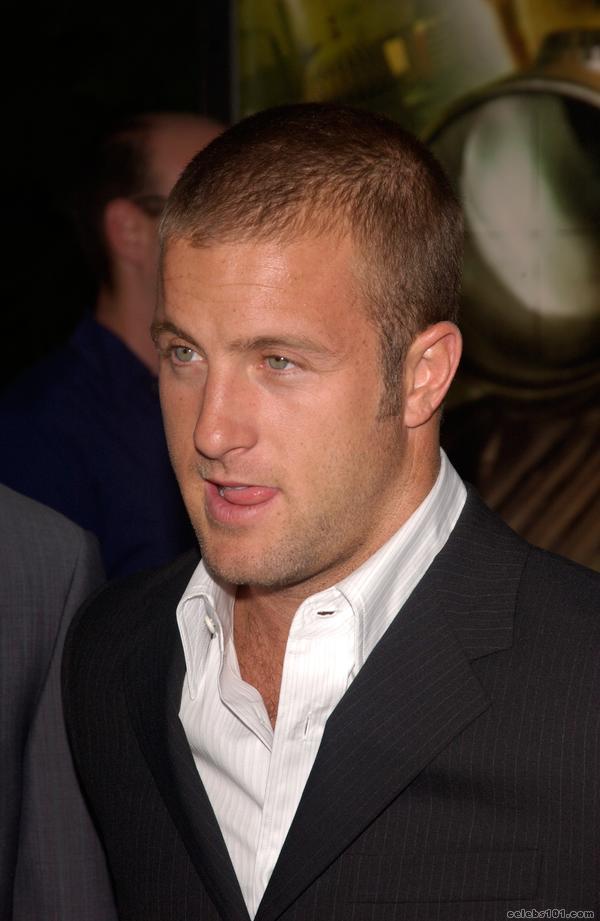 Scott Caan Photos