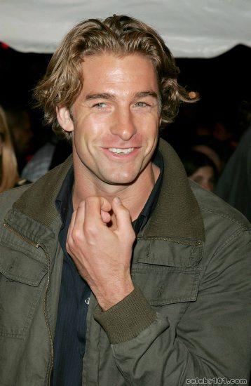 Scott Speedman Photos