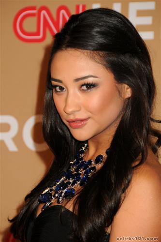 Shay Mitchell Picture