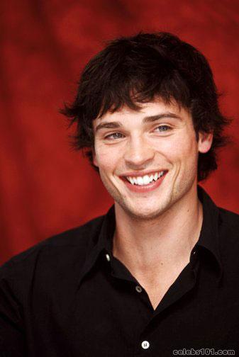 But happy smiling Tom I have a thing for dark hair and light eyes