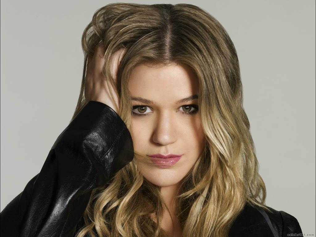 Kelly Clarkson - Images Colection