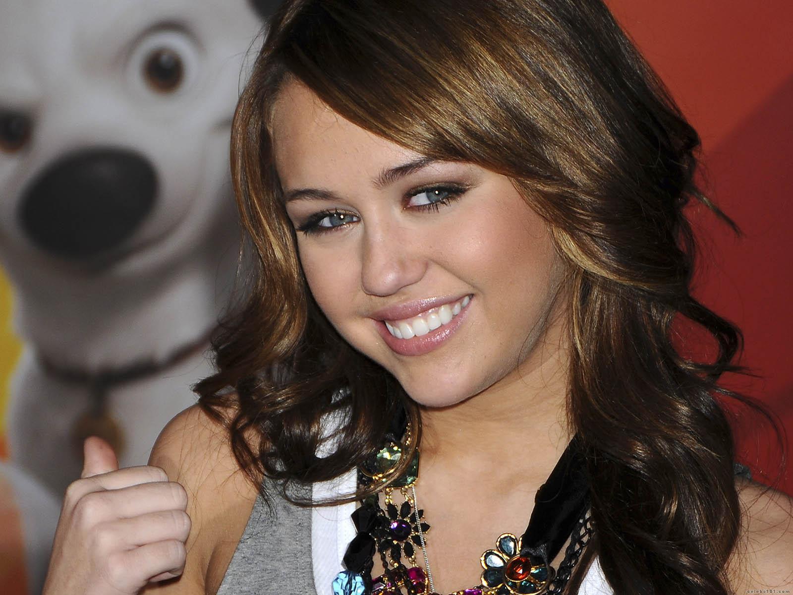 Miley Cyrus (Hannah Montana) Wallpaper