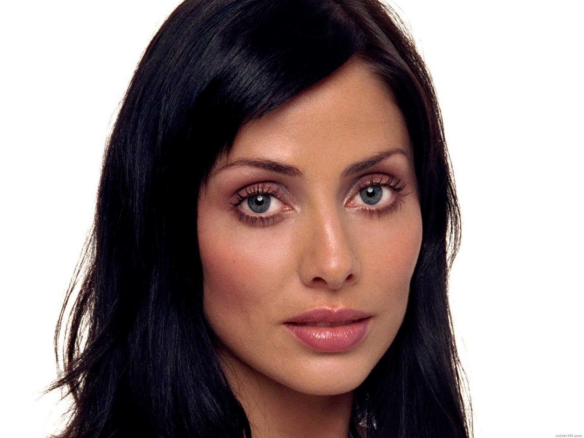 Natalie Imbruglia - Wallpaper Hot