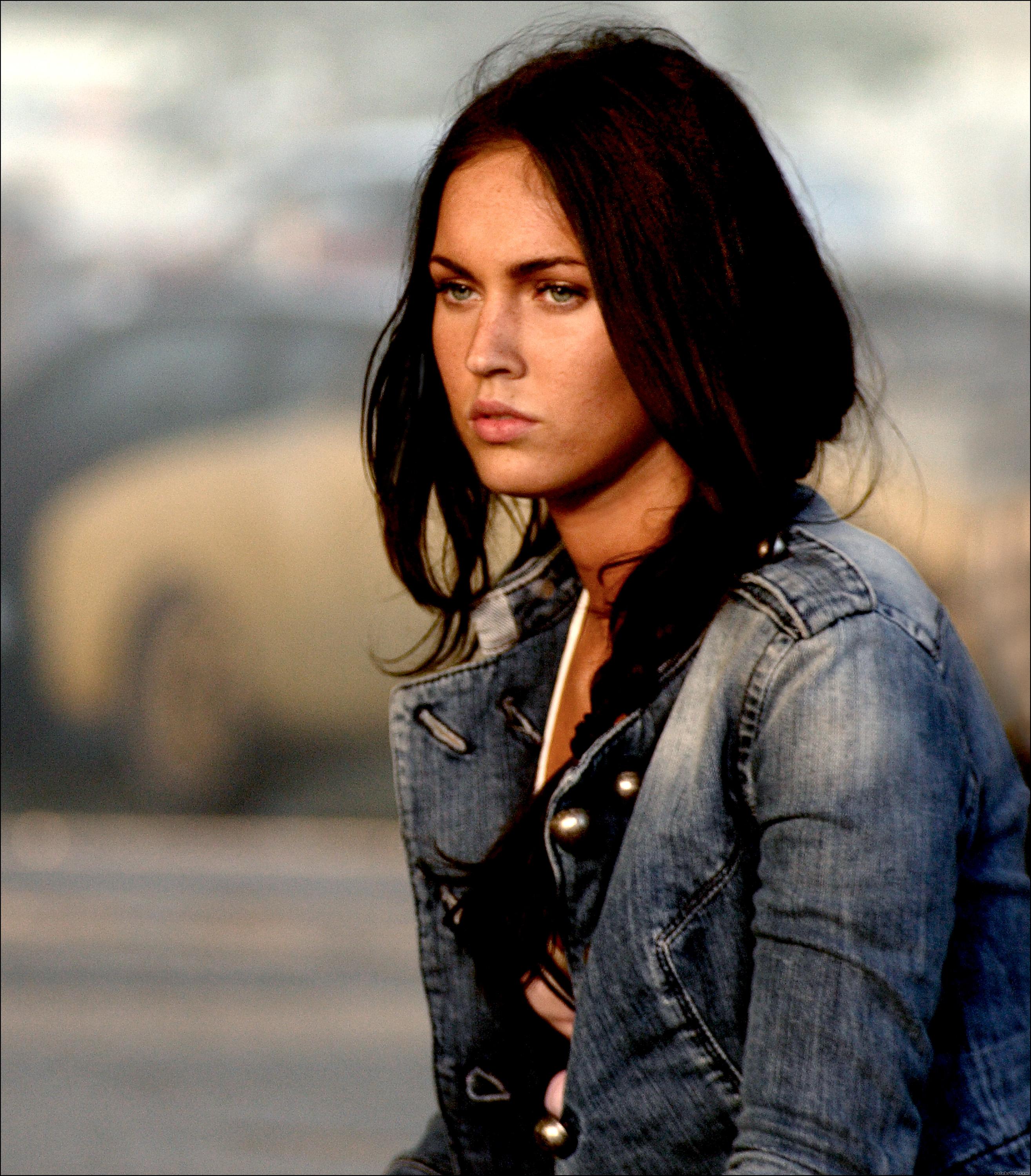 Megan Fox - High quality image size 2629x3000 of Megan Fox-Transformers ...